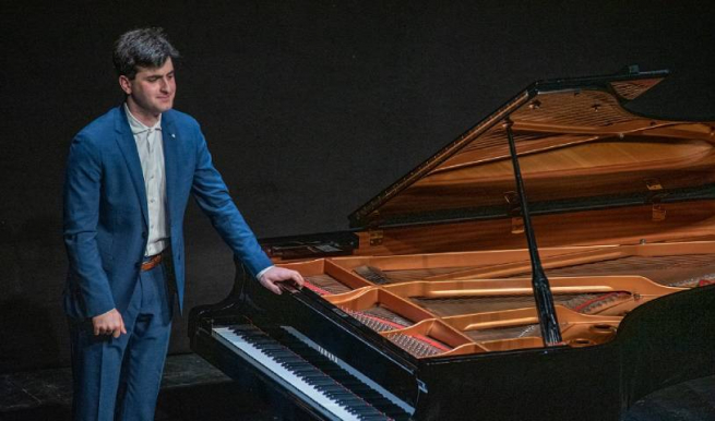 Sandro Gegechkori, Klavier © München Ticket GmbH