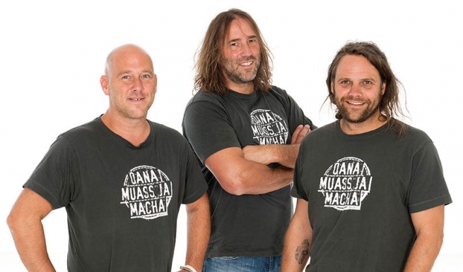 3 Männer nur mit Gitarre © München Ticket GmbH – Alle Rechte vorbehalten