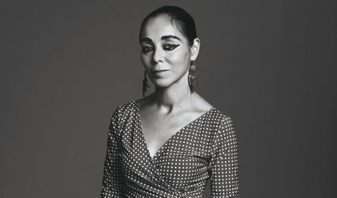 Porträt von Shirin Neshat © Rodolfo Martinez © Shirin Neshat, Courtesy of the artist and Gladstone Gallery