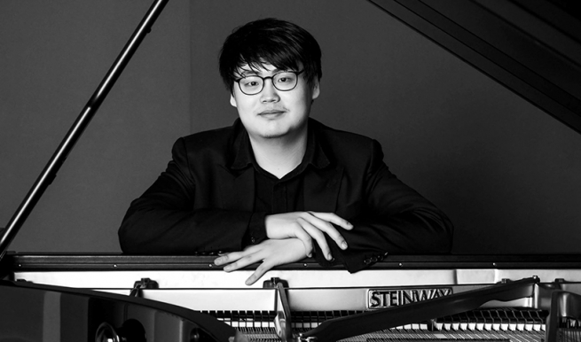 Konzert mit Pianist Junhyung Kim im Blumenmeer © München Ticket GmbH