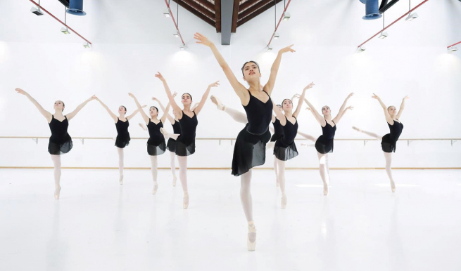 Ballett-Akademie en scène © Marie-Laure Briane