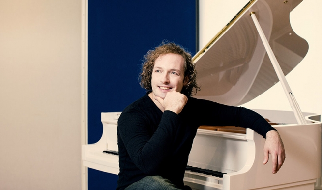 Nikolai Tokarev, Klavier © Felix Broede